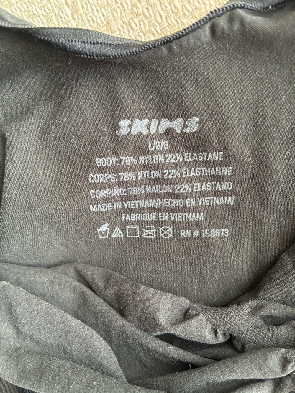 SKIMS Shapewear Women’s Large Seamless Sculpt Bodysuit Mid Thigh - Picture 4 of 8